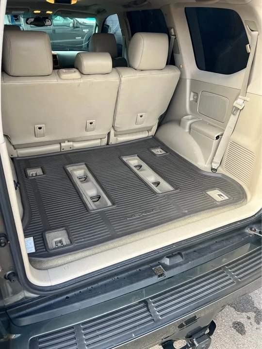 2006 Lexus GX 1st Gen - Image 7 of 9