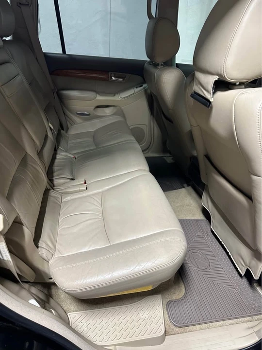 2006 Lexus GX 1st Gen - Image 11 of 14