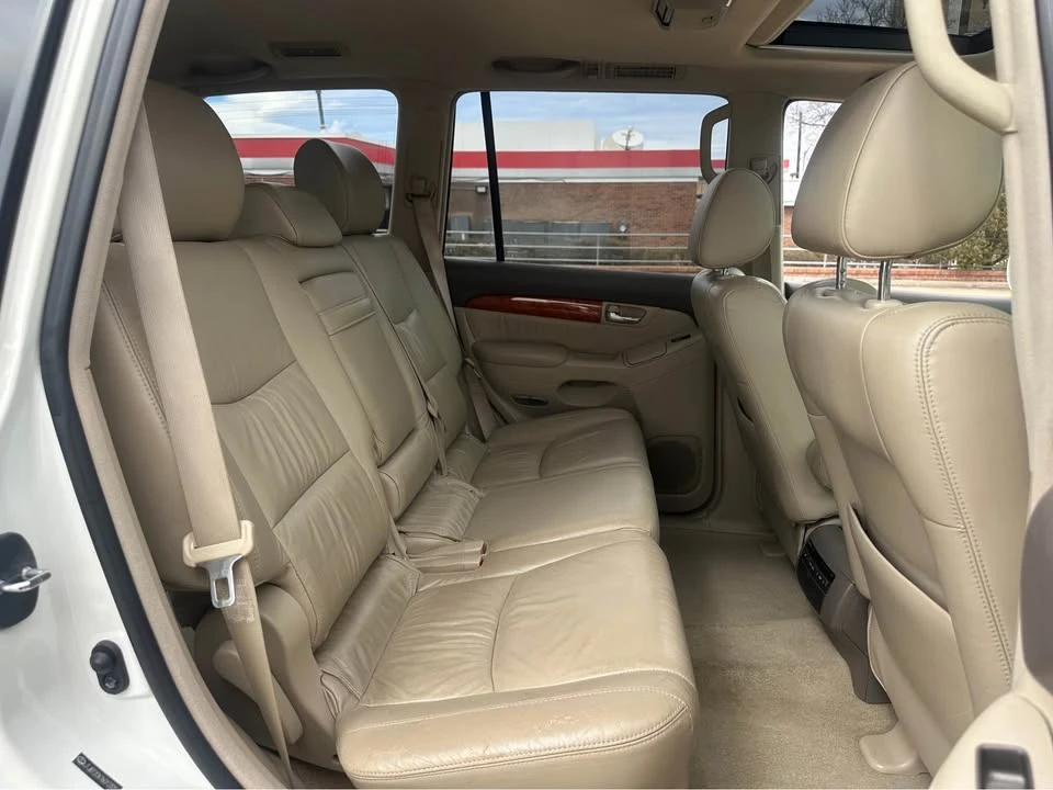 2006 Lexus GX 1st Gen - Image 13 of 19