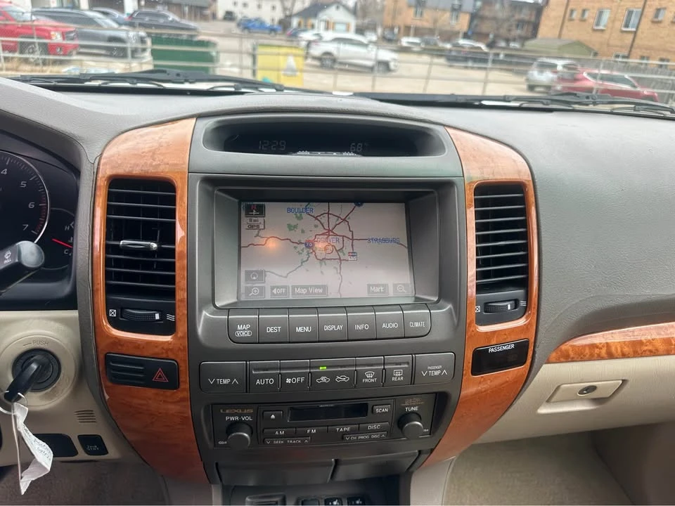 2006 Lexus GX 1st Gen - Image 17 of 19