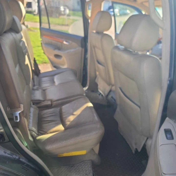 2006 Lexus GX 1st Gen - Image 11 of 13