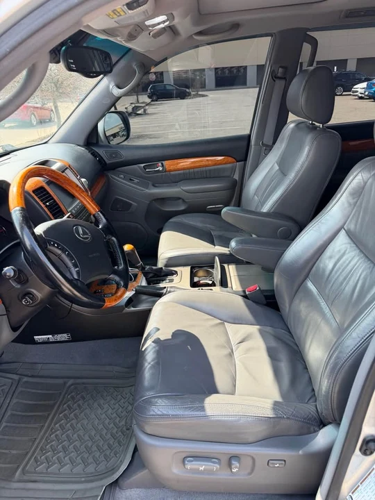 2006 Lexus GX 1st Gen - Image 18 of 18