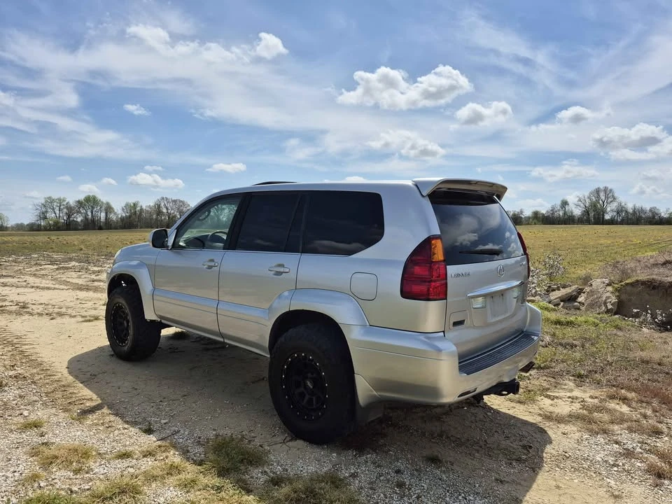 2006 Lexus GX 1st Gen - Image 4 of 18