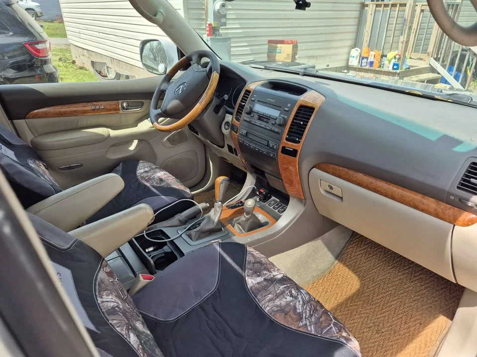 2006 Lexus GX 1st Gen - Image 14 of 18