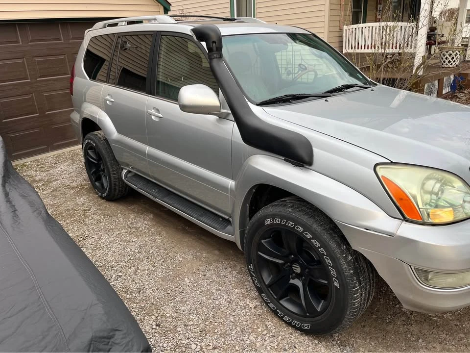 2006 Lexus GX 1st Gen - Image 3 of 6
