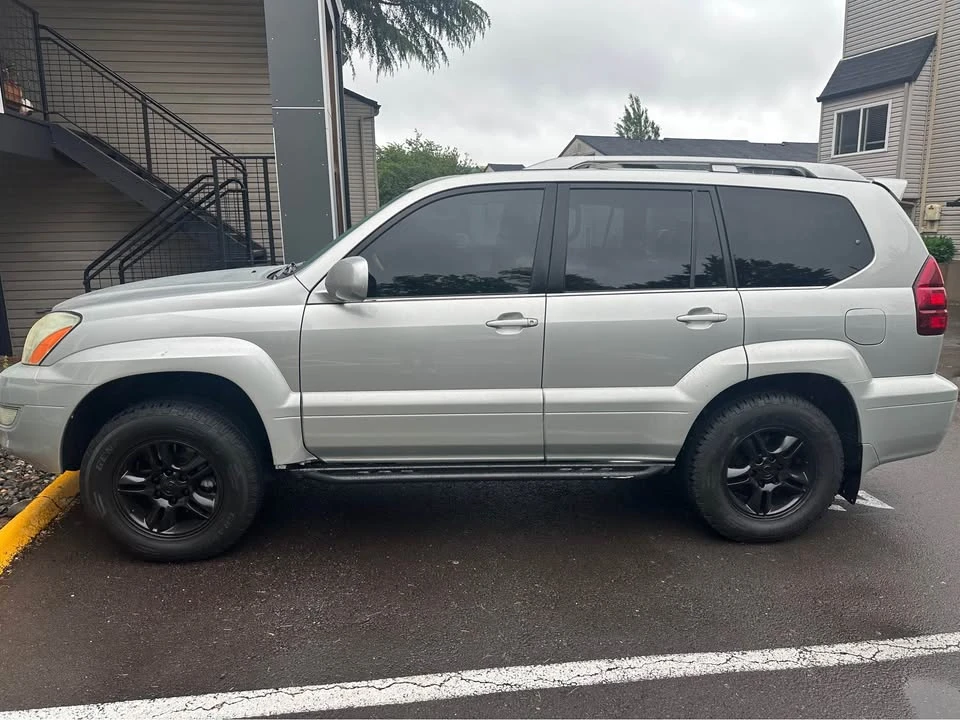 2006 Lexus GX 1st Gen - Image 5 of 5