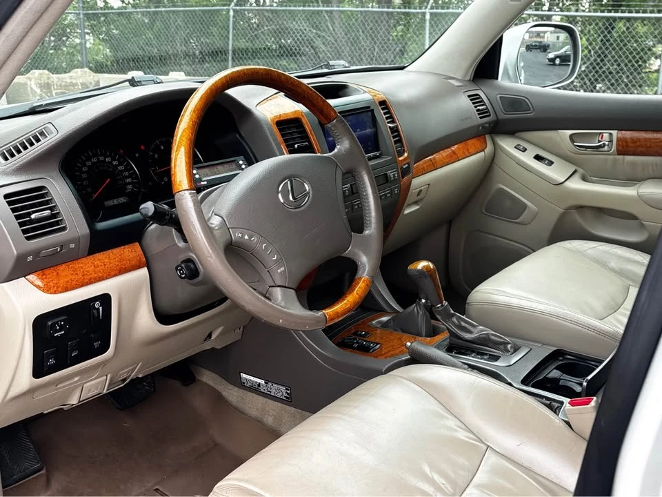 2006 Lexus GX 1st Gen - Image 12 of 19