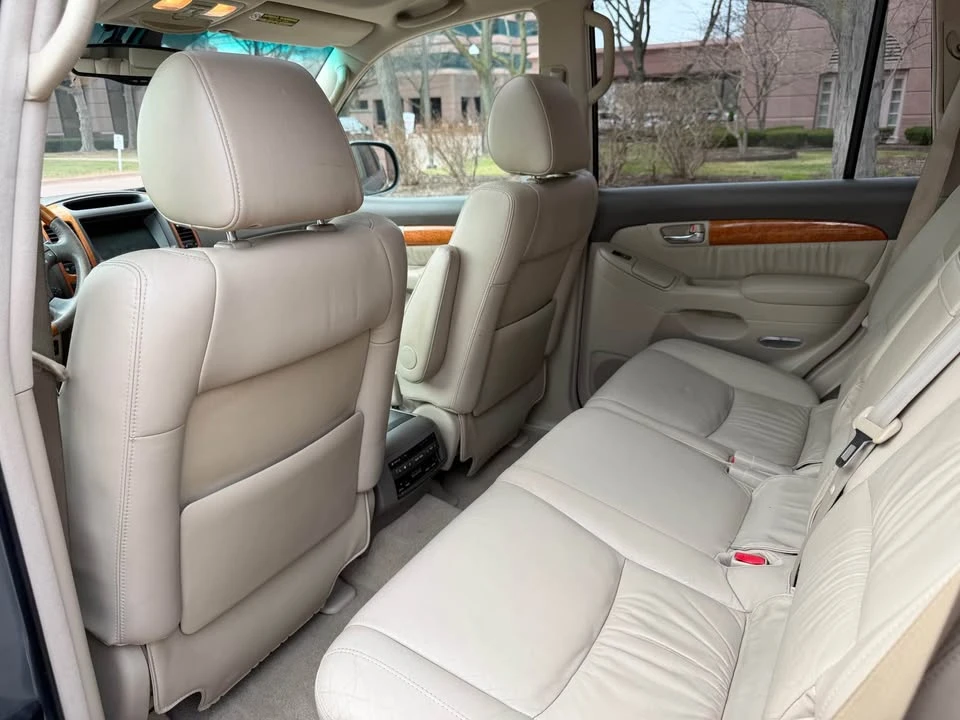 2006 Lexus GX 1st Gen - Image 11 of 19
