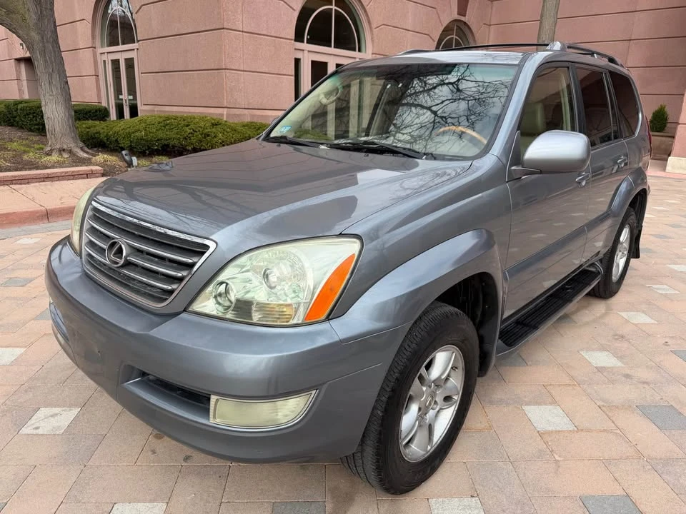 2006 Lexus GX 1st Gen - Image 2 of 19