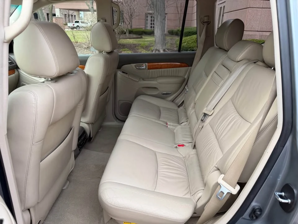 2006 Lexus GX 1st Gen - Image 12 of 19