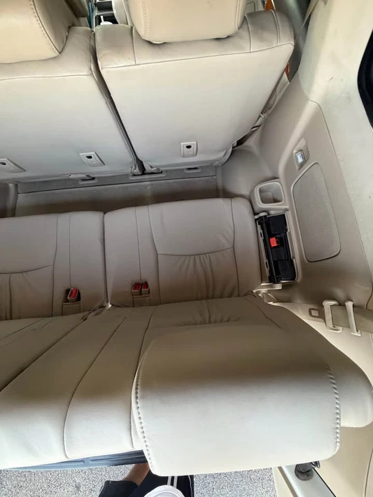 2006 Lexus GX 1st Gen - Image 6 of 11