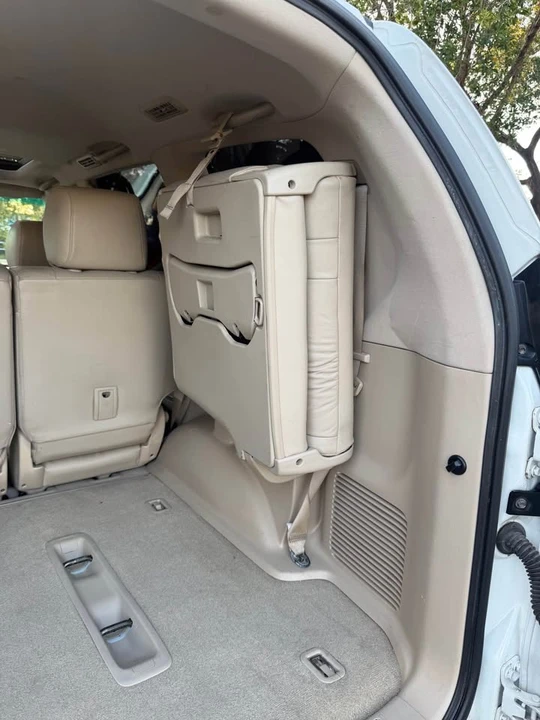 2006 Lexus GX 1st Gen - Image 4 of 11