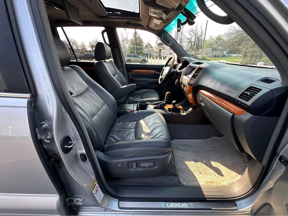 2006 Lexus GX 1st Gen - Image 15 of 17