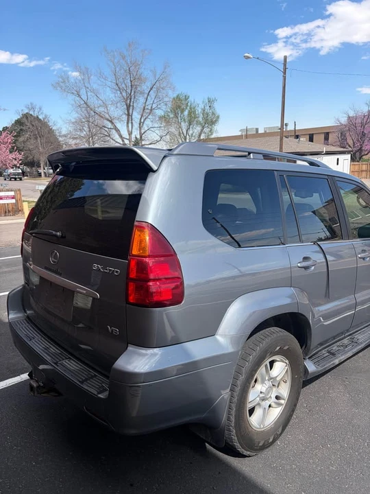 2006 Lexus GX 1st Gen - Image 6 of 15
