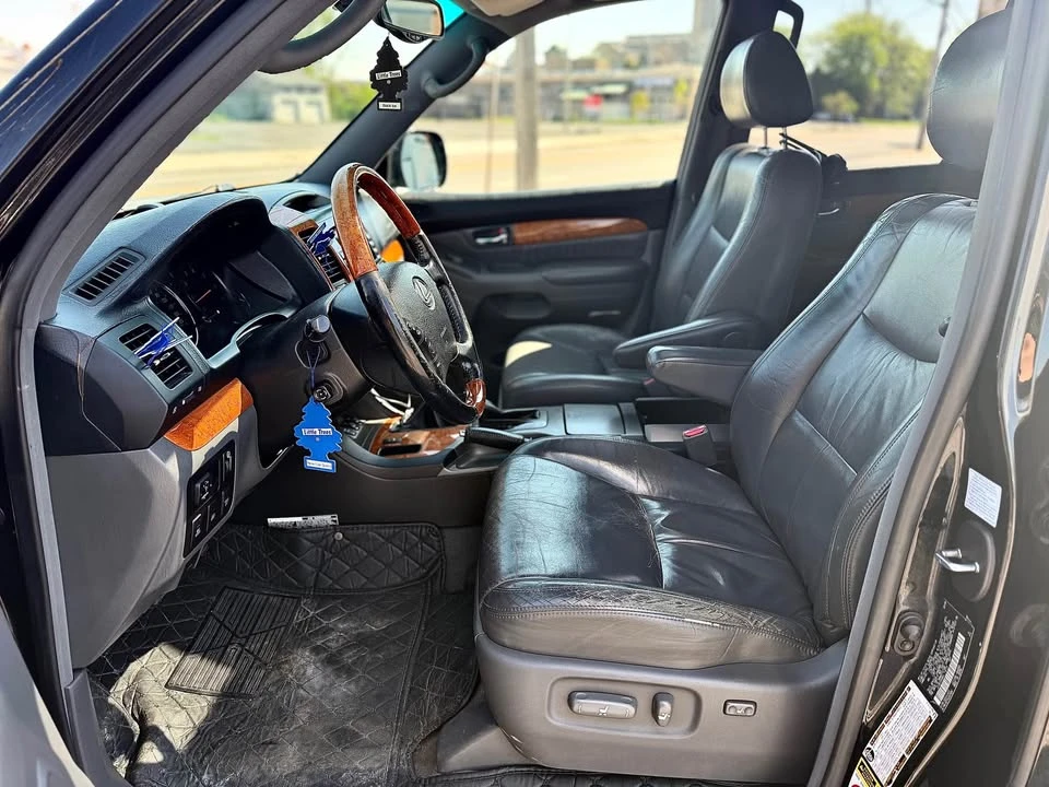 2006 Lexus GX 1st Gen - Image 11 of 18