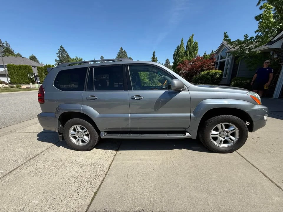 2006 Lexus GX 1st Gen - Image 2 of 7