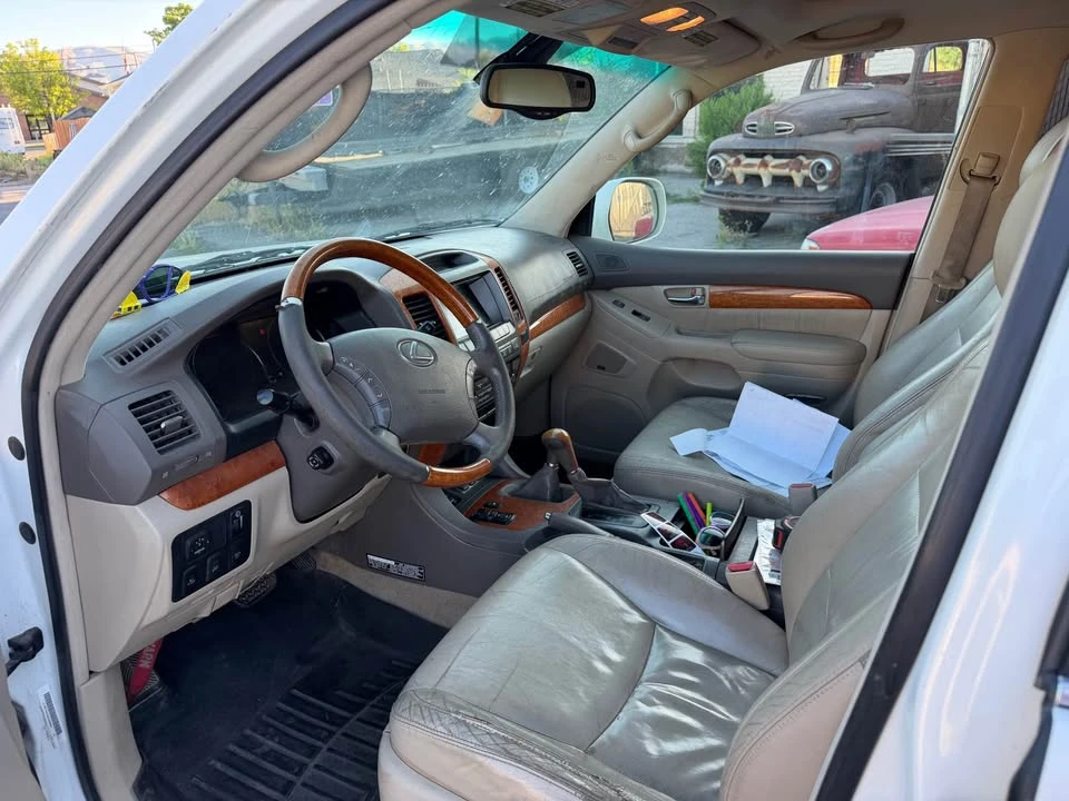 2006 Lexus GX 1st Gen - Image 5 of 5