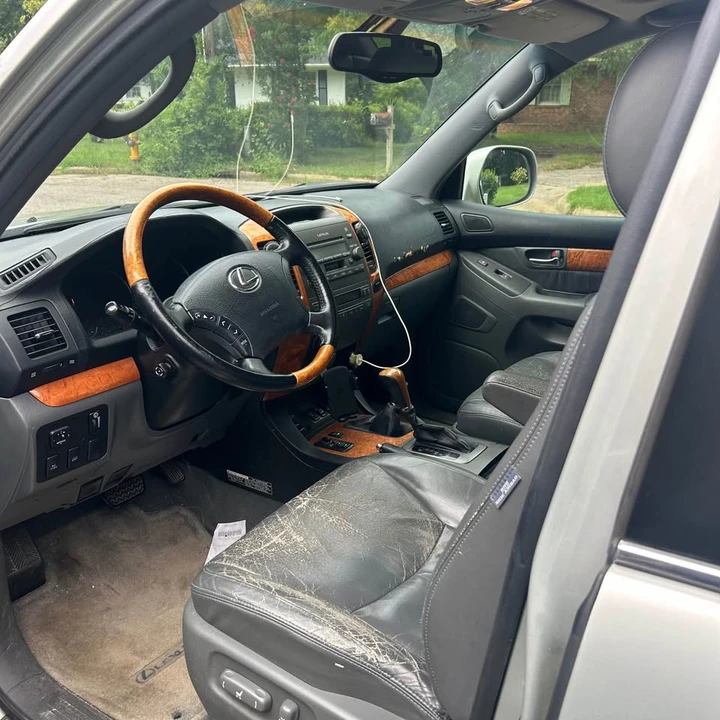 2006 Lexus GX 1st Gen - Image 2 of 10
