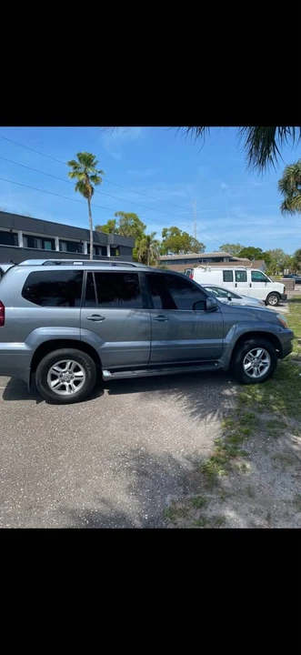 2006 Lexus GX 1st Gen - Image 5 of 10