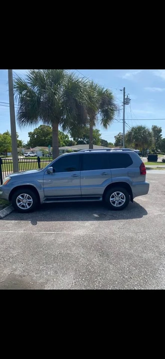 2006 Lexus GX 1st Gen - Image 2 of 10