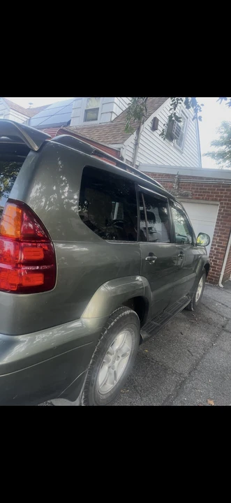 2006 Lexus GX 1st Gen - Image 5 of 15