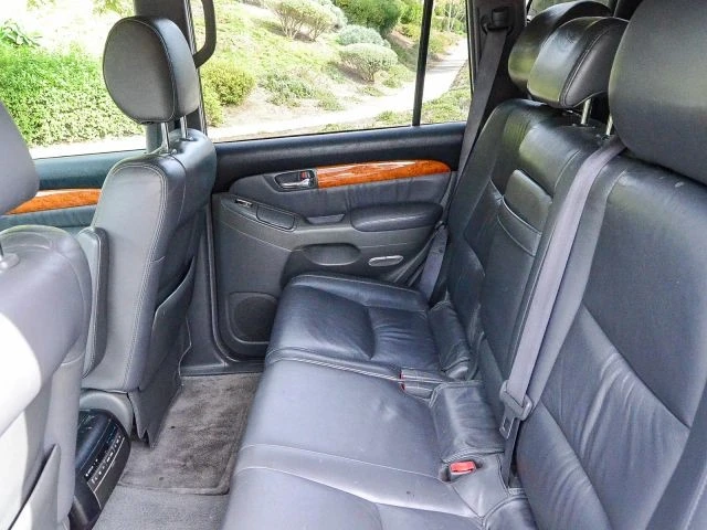 2006 Lexus GX 1st Gen - Image 24 of 31