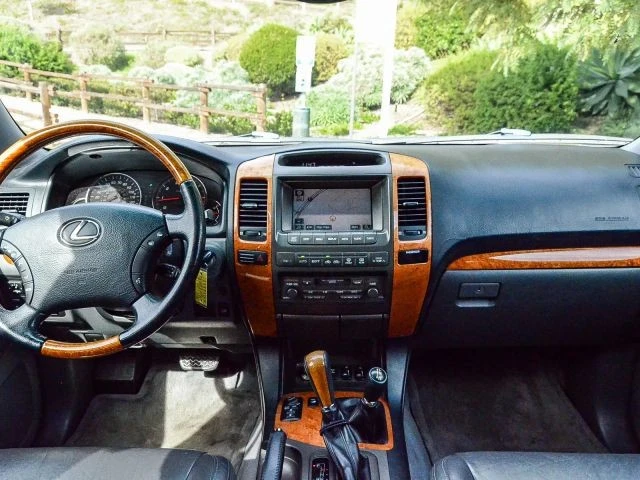 2006 Lexus GX 1st Gen - Image 19 of 21