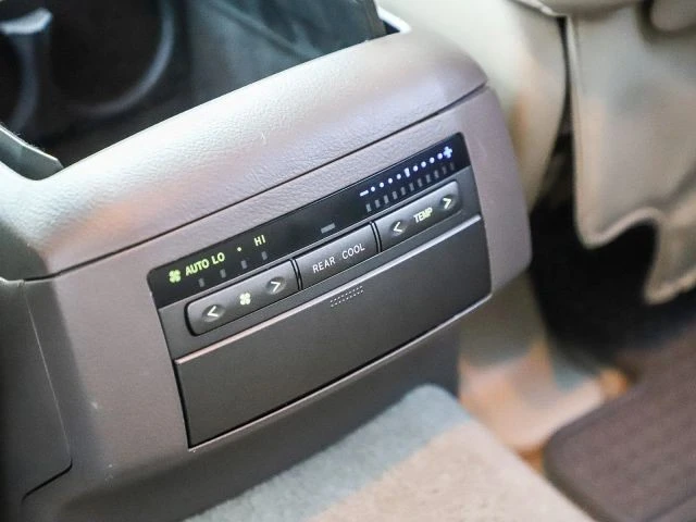 2006 Lexus GX 1st Gen - Image 28 of 31