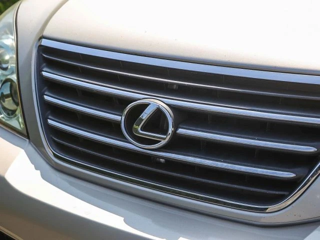 2006 Lexus GX 1st Gen - Image 10 of 21