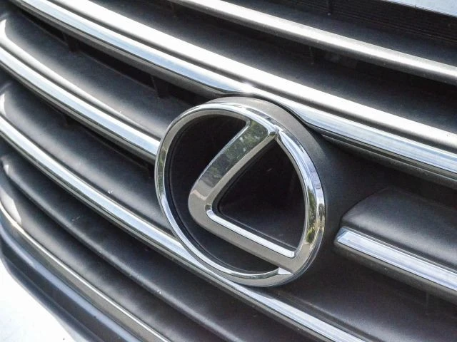 2006 Lexus GX 1st Gen - Image 10 of 21