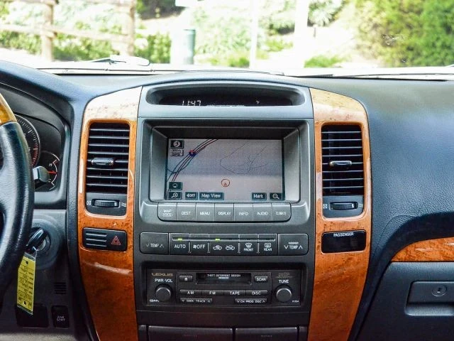 2006 Lexus GX 1st Gen - Image 20 of 21
