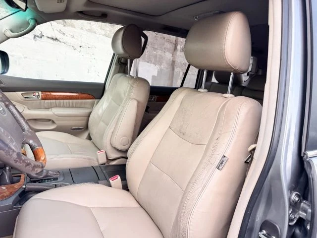 2006 Lexus GX 2nd Gen - Image 11 of 21