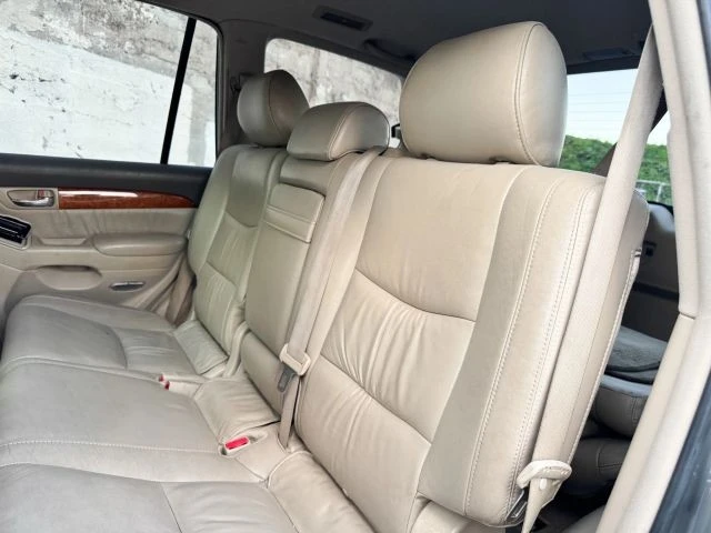 2006 Lexus GX 2nd Gen - Image 17 of 21