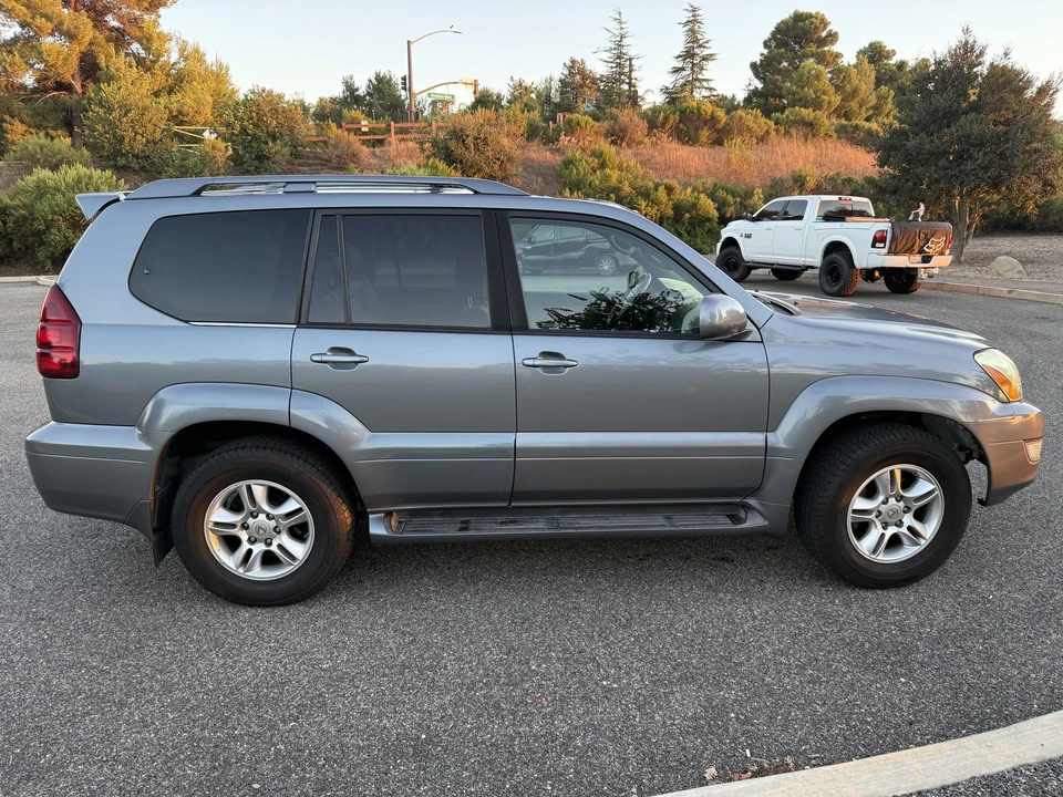 2006 Lexus GX 1st Gen - Image 7 of 31