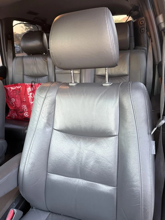 2006 Lexus GX 1st Gen - Image 26 of 31