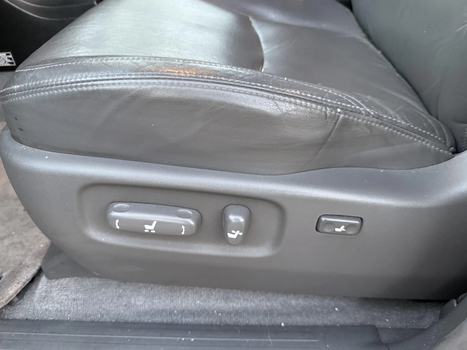 2006 Lexus GX 1st Gen - Image 29 of 31