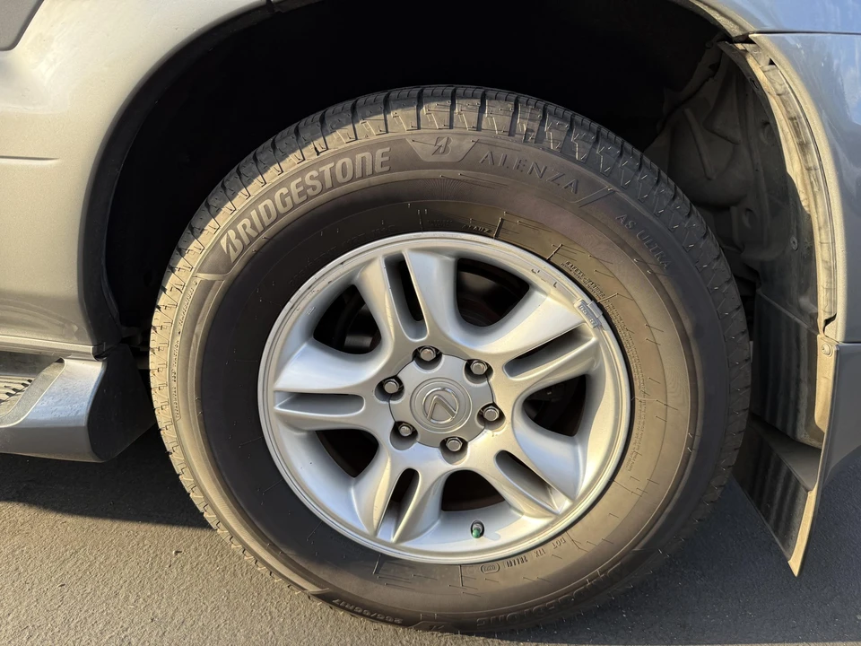 2006 Lexus GX 1st Gen - Image 18 of 31