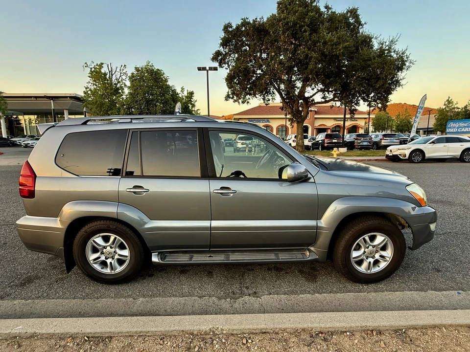 2006 Lexus GX 1st Gen - Image 6 of 31