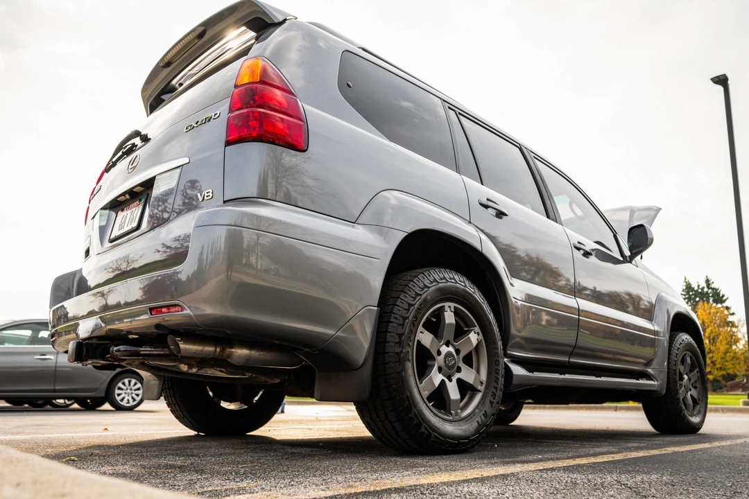2006 Lexus GX 1st Gen - Image 14 of 31
