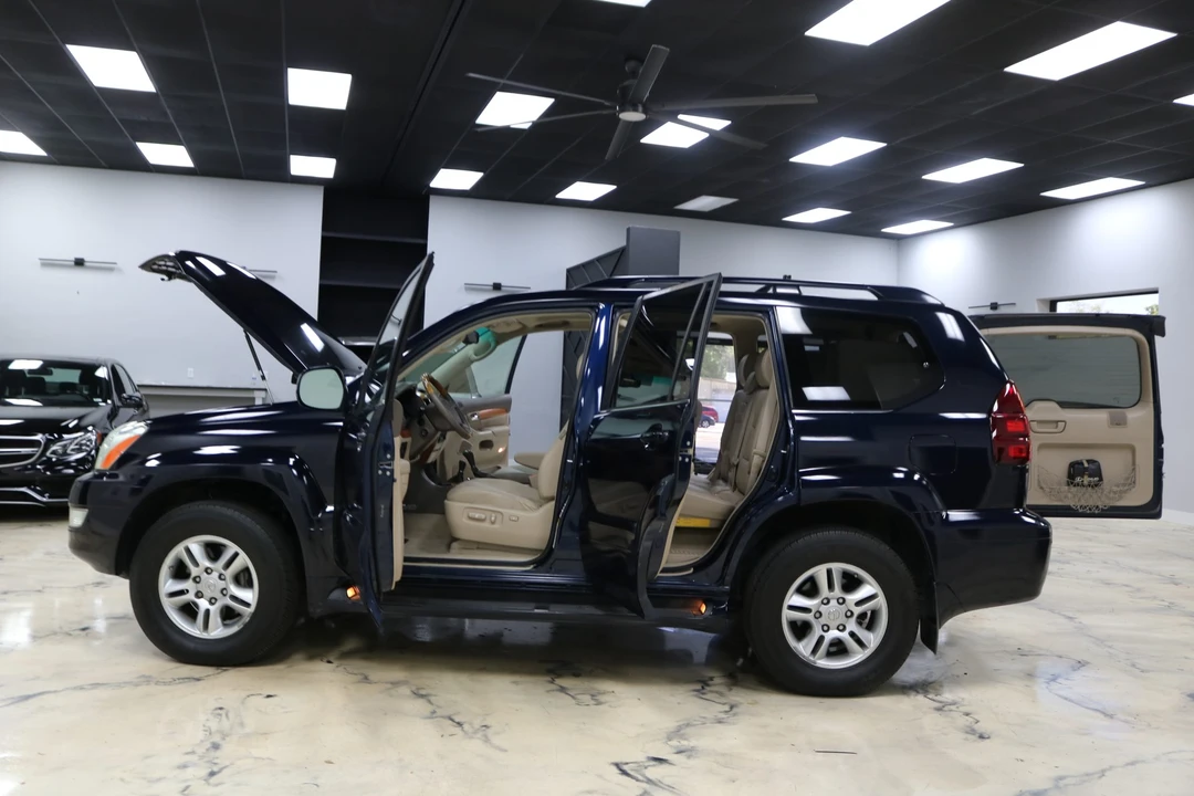 2006 Lexus GX 1st Gen - Image 27 of 31