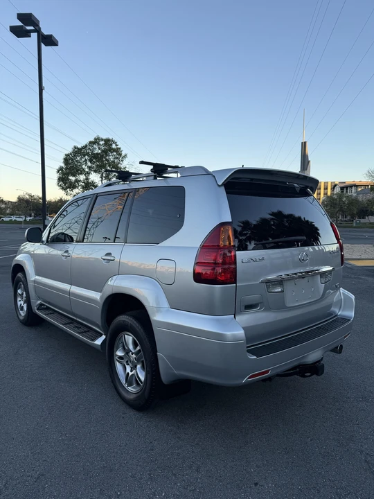 2006 Lexus GX 2nd Gen - Image 15 of 31