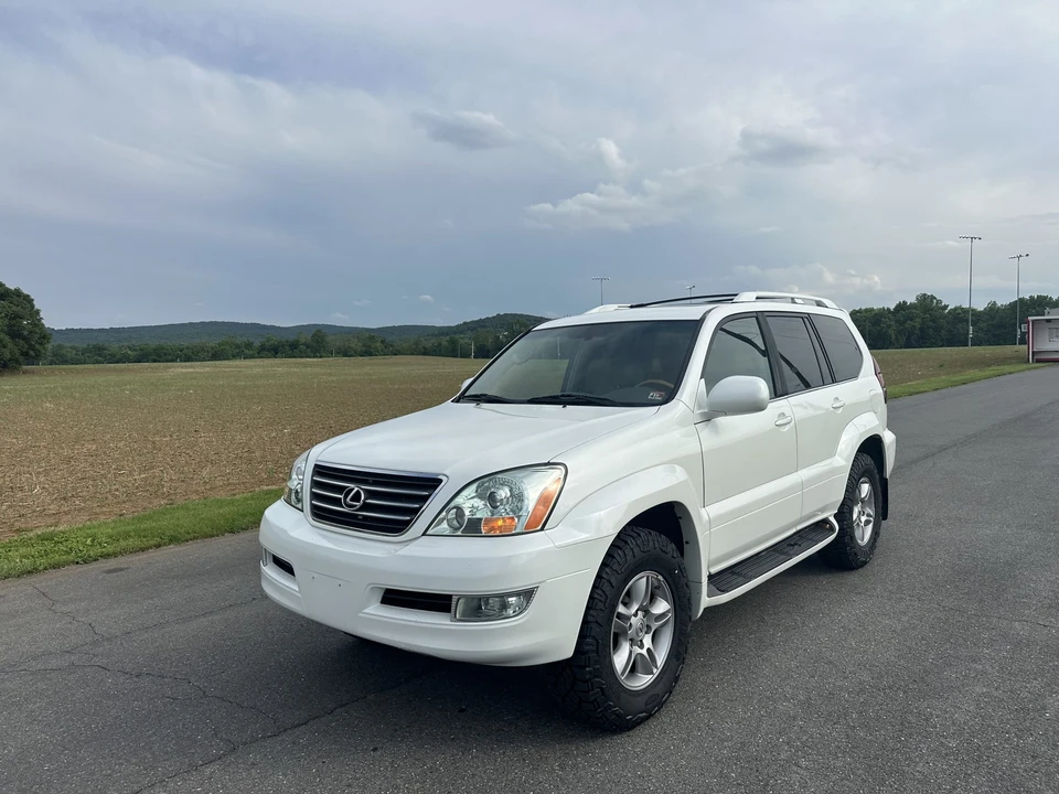 2006 Lexus GX 1st Gen - Image 3 of 31