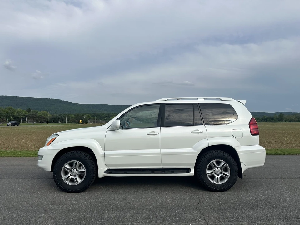 2006 Lexus GX 1st Gen - Image 14 of 31