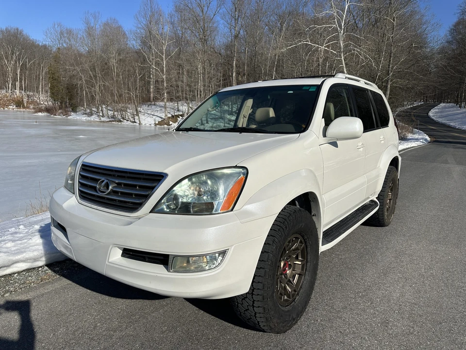2006 Lexus GX 2nd Gen - Image 2 of 31