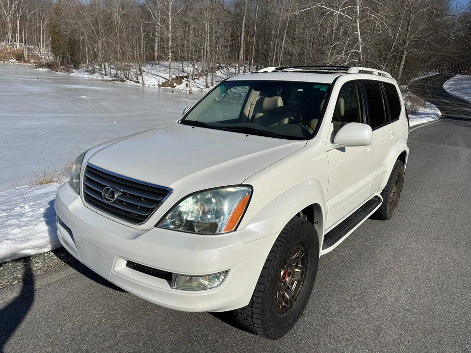 2006 Lexus GX 2nd Gen - Image 3 of 31