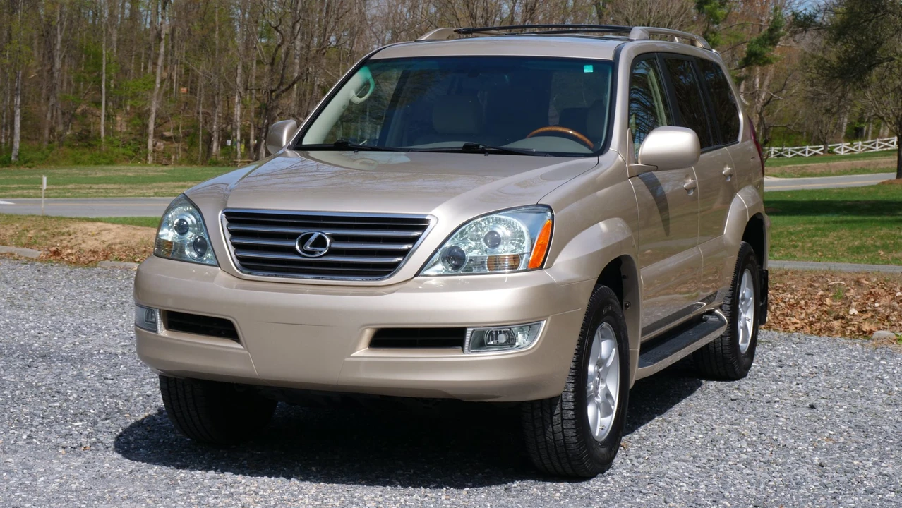 2006 Lexus GX 1st Gen - Image 3 of 31
