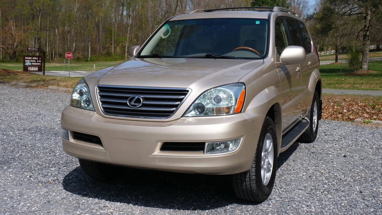 2006 Lexus GX 1st Gen - Image 4 of 31