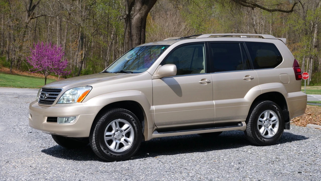 2006 Lexus GX 1st Gen - Image 10 of 31