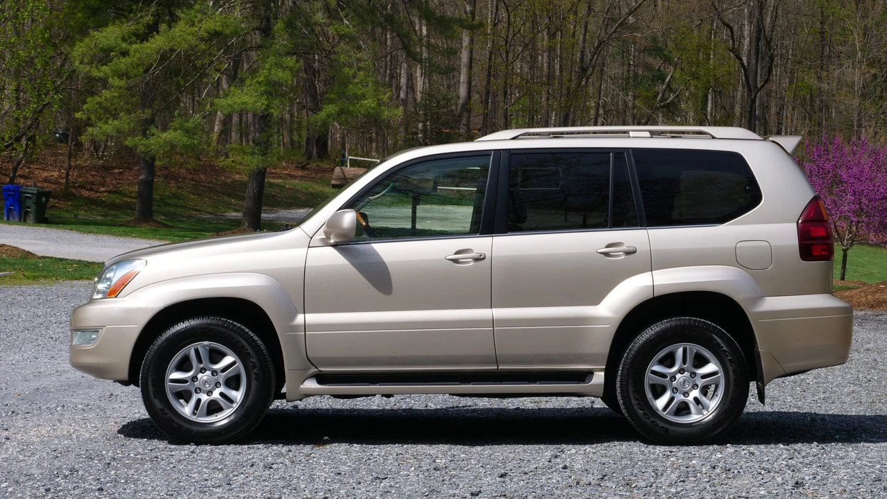 2006 Lexus GX 1st Gen - Image 14 of 31