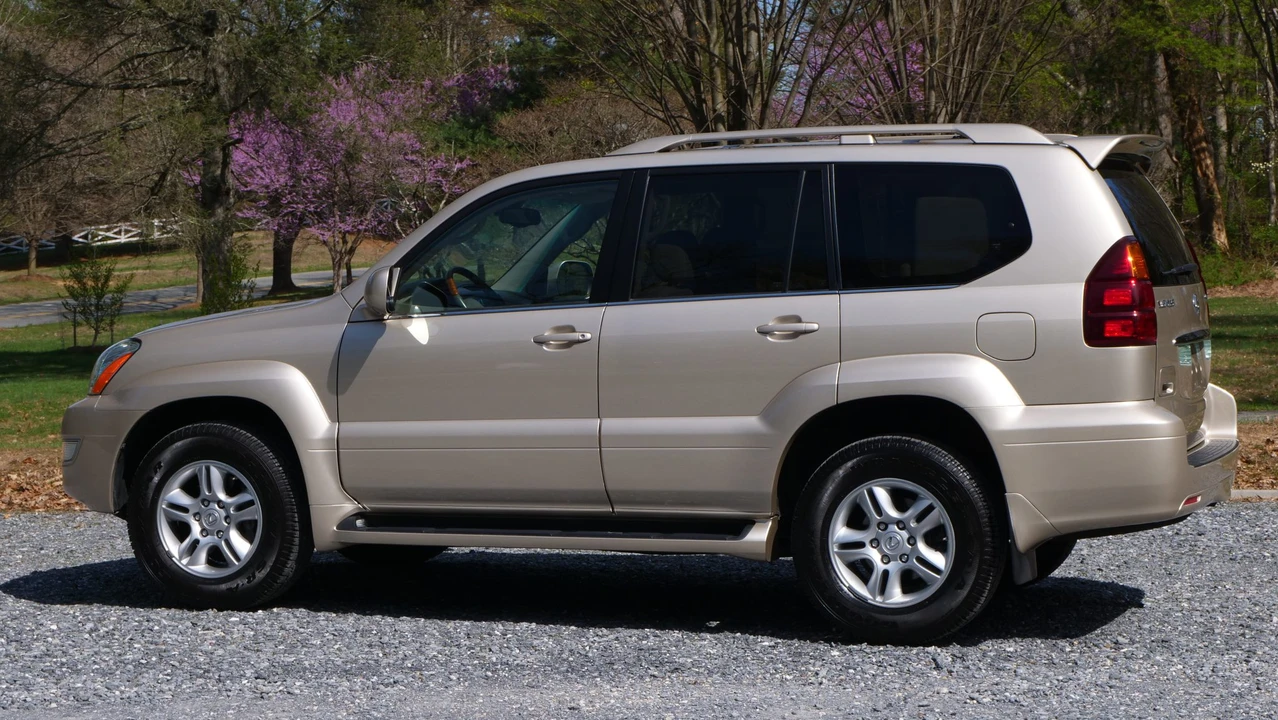 2006 Lexus GX 1st Gen - Image 20 of 31